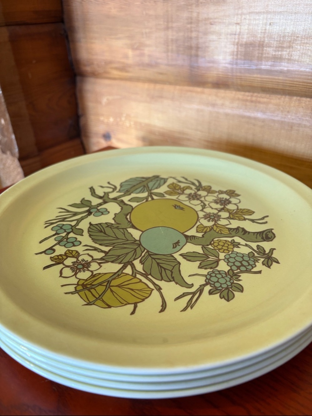 1970’s Alfred Meakin  "Green Apple" Set of 4 Plates
